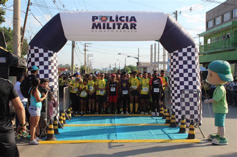 Polícia Militar reúne dois mil atletas na Corrida Homens do Mato Mato