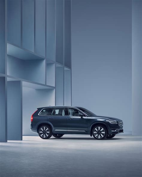 2025 XC90 plug-in hybrid | large luxury SUV | Volvo Car USA