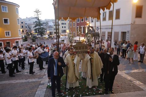 Fotogaler A Celebraci De La Festivitat Del Corpus Christi A Ma