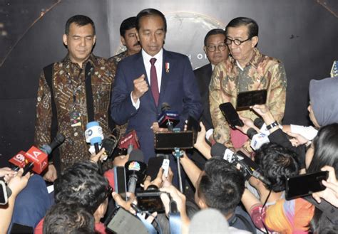 Jokowi Luncurkan Golden Visa Ada Nama Bos Openai Hingga Pelatih Shin