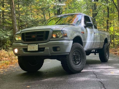 Lifted 2004 Ford Ranger