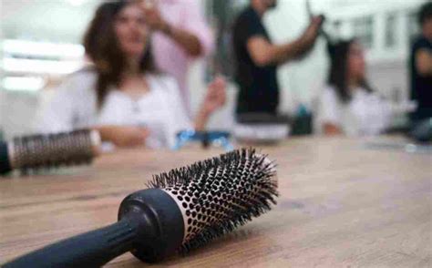 riapertura parrucchieri  altre attivita  dal  maggio