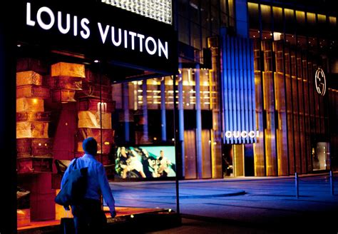 Surging Vuitton sales boost LVMH despite pandemic woes