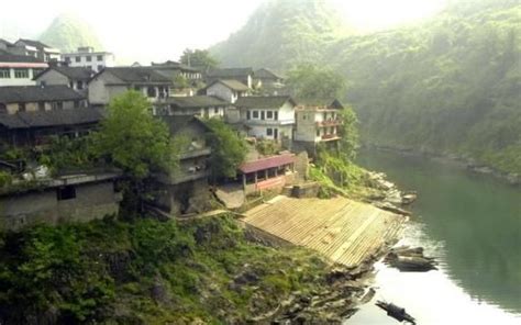 重庆酉水河石堤风景区——拥有“渝东南小桂林”之称！