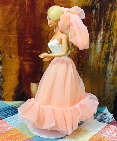 Vintage Mattel 1966 Twist N Turn Collectible Barbie Doll Hong Kong 4