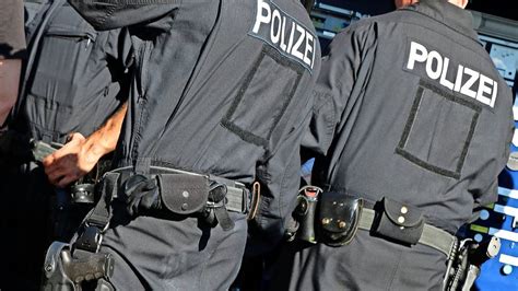 Razzia Gegen Kindesmissbrauch Rund Wohnungen In Rheinland Pfalz