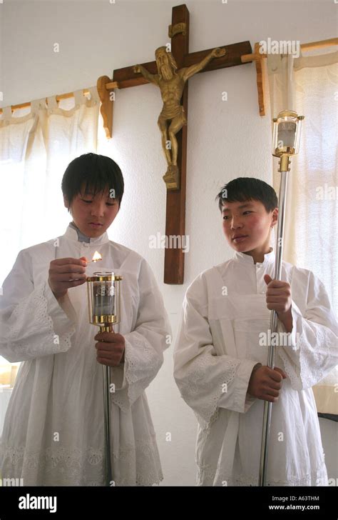 Altar Boy Cathedral Hi Res Stock Photography And Images Alamy