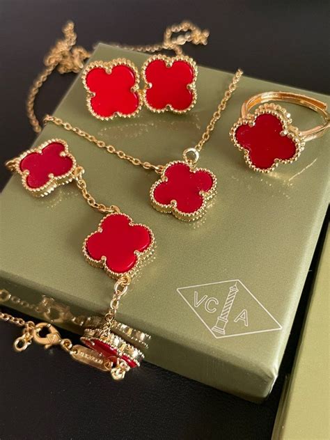 Van Cleef Arpels Vca Four Leaf Clover Set Red Women S Fashion