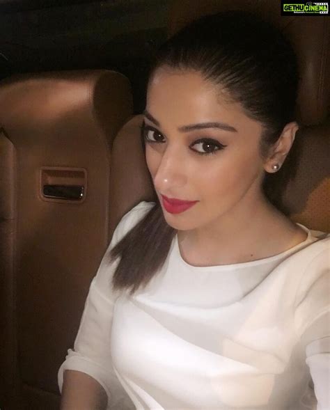 Raai Laxmi Instagram Life Is Always Rocky When Ur A Gem😊😁💕 👍