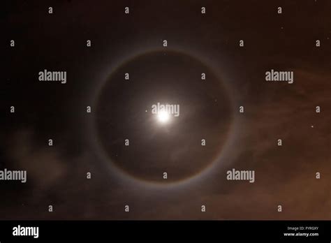 22 Degree Halo Around The Moon Hi Res Stock Photography And Images Alamy