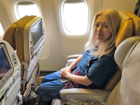 飛行機の機内の服装 国際線 海外旅行・女性編 着用写真あり メジャートリップ 旅行＆生活ブログ