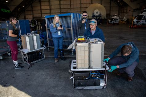 KSC 20230111 PH KLS01 0028 Technicians At The Launch And L Flickr