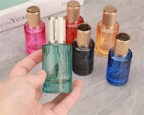 Free Sample Oz Black Color Luxury Glass Fine Mist Wholesale Ml Spray