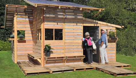 This Tiny House Is Made Using Only Wood Pallets