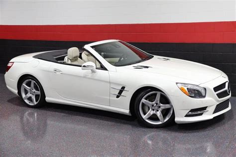 2013 Mercedes-Benz SL550 AMG Sport 2dr Convertible Skokie IL 51702525