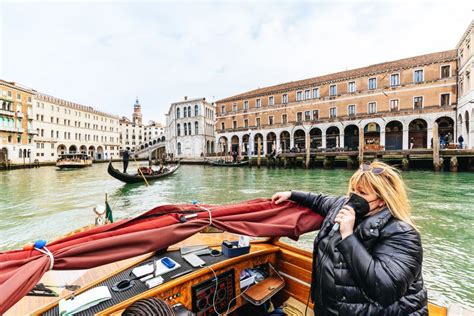 Venice: Grand Canal Boat Tour | GetYourGuide