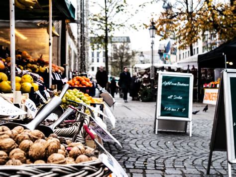 Besuchen Sie den Viktualienmarkt in München Hellotickets