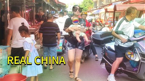 真實中國武漢街拍漢口崇仁路寶豐街Real China Wuhan street photography Chongren Road