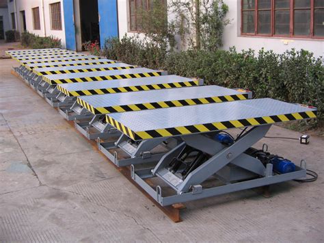 Hydraulic Scissor Lift Best Price | Scissor Lift Manufacturer - DFLIFT