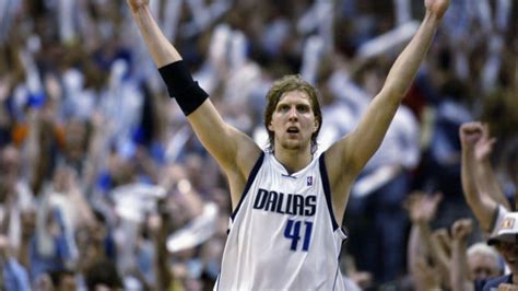 Dallas Mavericks GOAT Dirk Nowitzki Put On A Show In The Clutch