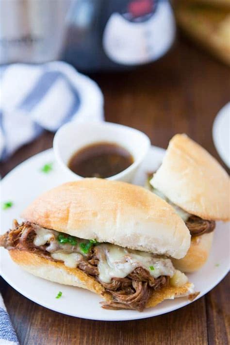 Slow Cooker French Dip Sandwiches With Au Jus Sauce Recipes French Dip French Dip Sandwich