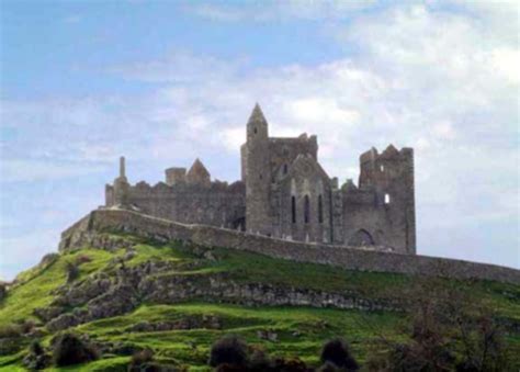 File:Rock of Cashel.jpg