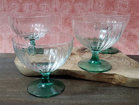 Cristal D Arques Durand Country Manor Turquoise Stem Champagne Sherbet