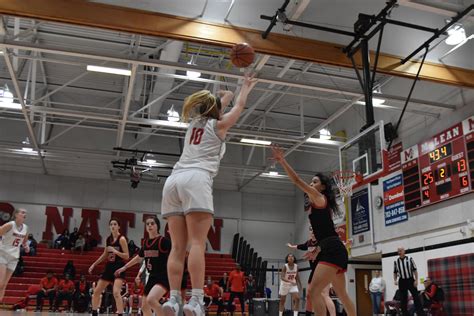 Girls Varsity Basketball Topples Herndon The Highlander