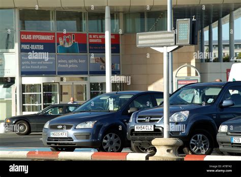 Shopping Eurotunnel Terminal Calais northern France Europe EU Stock Photo - Alamy