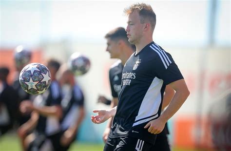 Boa Disposi O Foco E Gon Alo Guedes As Imagens Do Ltimo Treino Do