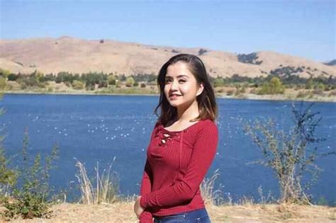 10 Most Beautiful Nepali Singer Nepali Female Singer List Images