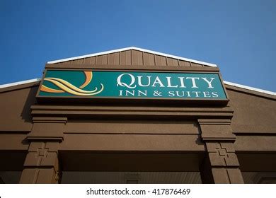 Quality Inn Logo Vector (.EPS) Free Download