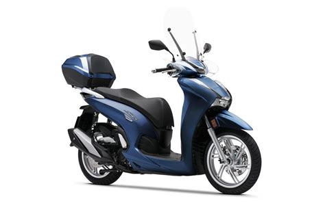 Honda E Le Nuove Colorazioni Per Sh Pcx Vision E Cb R News