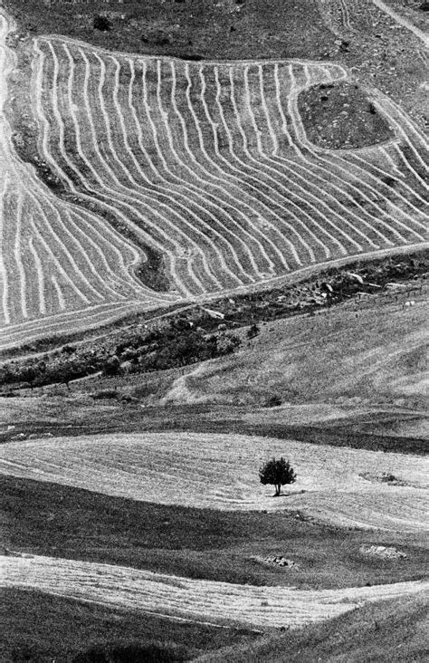 Mostra Fotografica Di Melo Minnella A Castelbuono Paesaggi Memorie E