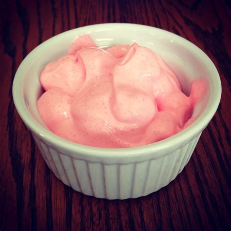 Christine Marie's Recipes: Strawberry Jello Salad
