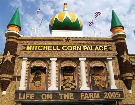 Why Go To The Corn Palace South Dakota