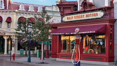 Main Street Motors | Shopping Disneyland Paris