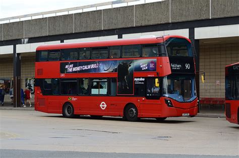 Metroline VWH2273 LK17CZW On Route 90 Hassaanhc Flickr