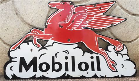 VINTAGE MOBIL OIL PEGASUS Left Side Facing Porcelain Enamel Sign 24