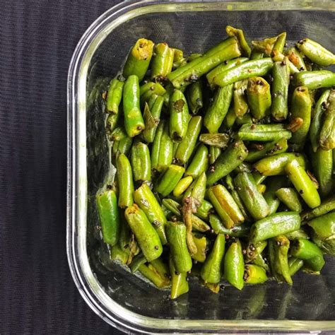 Indian-style Dry-Fried Green Beans