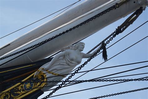 Cutty Sark Figurehead Nannie The Witch Greenwich London Flickr