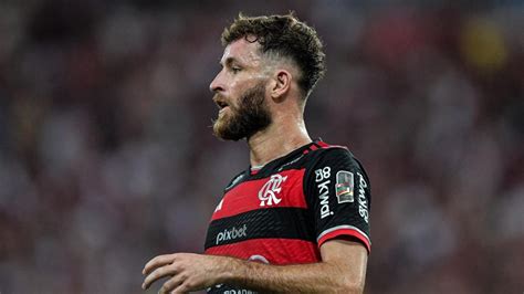 Flamengo Divulga Lesão Muscular Em Léo Pereira