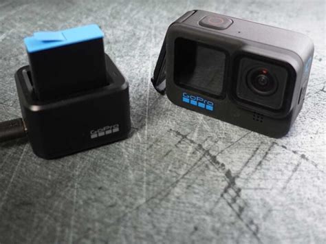how to know if your gopro is charging