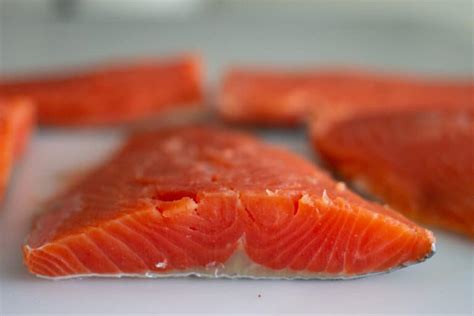 How To Cook Sockeye Salmon To Perfect Doneness Edible Times