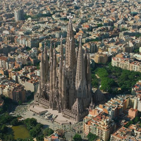 La Sagrada Familia terminará la Torre de Jesús su punto más alto en