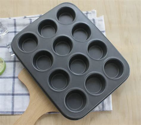 Free Home Use 12 Hole Cake Mold 12 Ovenware Bake Ware 12 Hole Baking