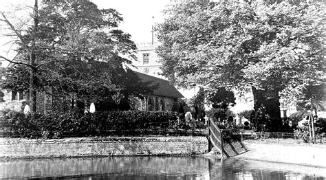 Parish Church Pond Bushey C S Terry Trainor Flickr