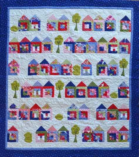 Tiny House Craze Quilt At Jillily Studio House Quilt Patterns Quilts