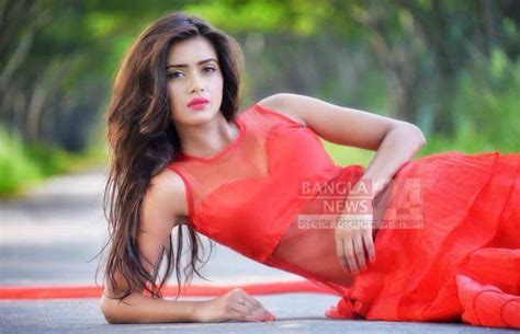 Hot Sexy Tanjin Tisha Bikini Pics