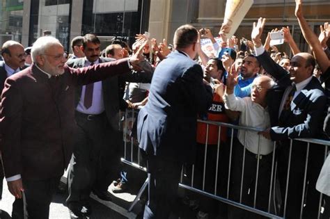 Modi In America On First Day Modi Gets Rockstar Welcome Photos